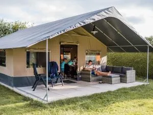 Fine safari tent in a holiday park - Ettelbruck