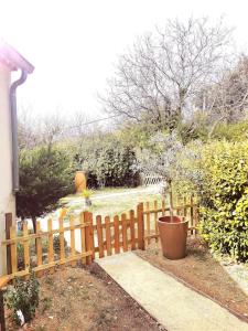 Entre Ventoux et Luberon, appartement dans maison.
