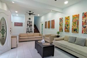 Forest Valley Homestay Bungalow for FamilyGroup StaycationGathering