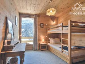 Appartements Grand duplex 12 pers, 5 chambres, jardin, wifi, proche du village - FR-1-391-11 : photos des chambres