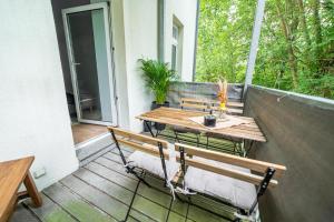 FullHouse - Chemnitz - Leonardo Apt - 3 Bedrooms & Balcony