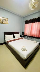 ริเวอร์ไซด์ อพาทเมนต์