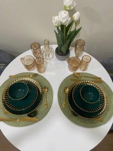 Luzzo Elegant Escape