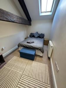 RIVERSIDE APARTMENT IN THE CENTRE