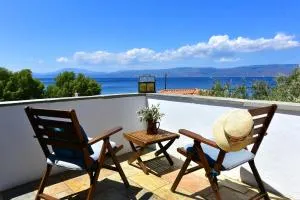 Nelly's Coastal Family House - 伊兹拉