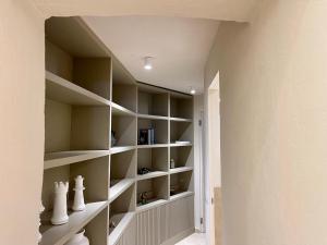 Luxury Marina Apartments img31