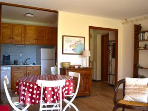 Appartement T2 cabine avec terrasse, tennis, animaux acceptés, 6 pers., Font-Romeu - FR-1-580-6