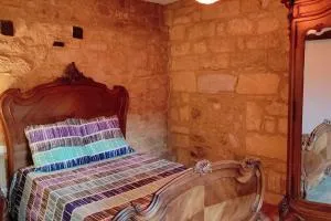 Duplex avec cour au coeur de la cité médiévale. - Le Vigan