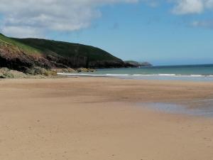 Le Chalet - 2 Bedroom Chalet House sleeps 3