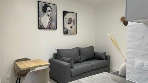 Appartements Le P'tit Paris - Studio 2 personnes proche Paris : photos des chambres