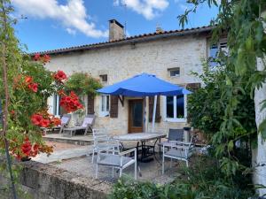 Maisons de vacances Pictoresque cottage with pool in Dordogne : Maison 3 Chambres