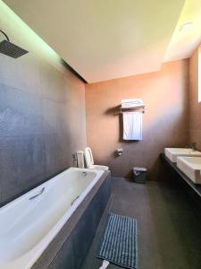 Serenity Home near Ayala Malls Serin