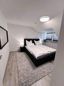 Zentrale Wohnung für 4 mit Bett und Schlafcouch