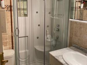 Studio cabine avec terrasse pour 4 à Pyrénées 2000 - FR-1-592-43