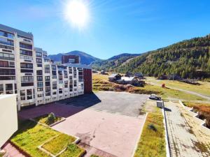 Appartement 3 chambres au pied des pistes avec garage et Wi-Fi - FR-1-292-186