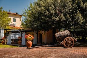 MONOLOCALE CASENUOVE con GIARDINO