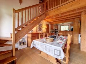 Appartement spacieux 8 pers, au pied des pistes, sauna, cheminée - FR-1-344-725