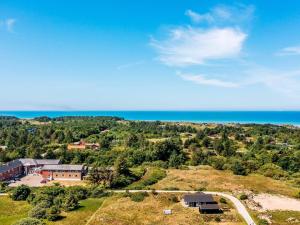 9 person holiday home in Hirtshals
