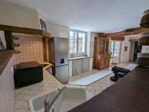 Maisons de vacances Gite Salles-Lavalette, 5 pieces, 8 personnes - FR-1-653-243 : photos des chambres