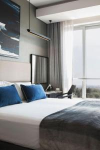 1 Bedroom Luxury Apartment in Luxury Hotel & Apartments in Sandton Central