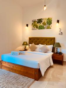 J leaf Hotel by Blue Bird