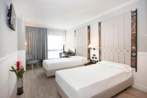Double Room (1 - 2 Adults) room in Hotel Gran Via