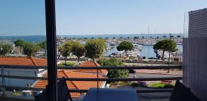 ARCACHON PETIT PORT - T3 VUE BASSIN