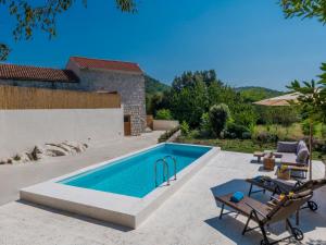 Rougemarin Heritage House with private pool