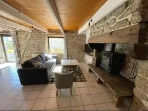 Maison de pêcheur BORD DE MER bois et pierre 6-8 pers - Plobannalec-Lesconil