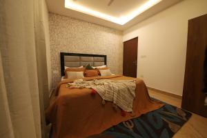 Perfectstayz Homes Mussoorie 120 meters uphill