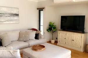 Marlston View Luxury Retreat - Binningup