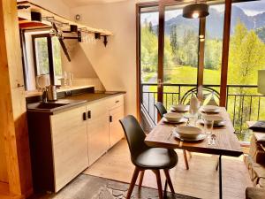 Tatrydom Apartament Loft z kominkiem