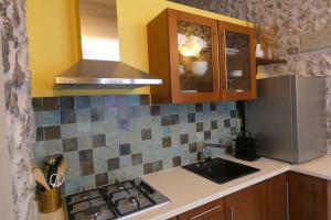Elegant, Spacious Apartment in Historic Center of Tournon