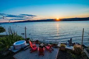 Fair Haven Oyster Beachfront Modern Paradise - Grapeview