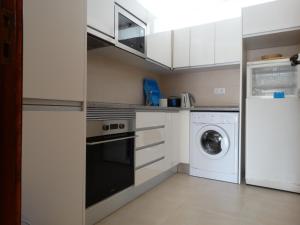 Apartamento com Piscina junto a Praia - Alvor