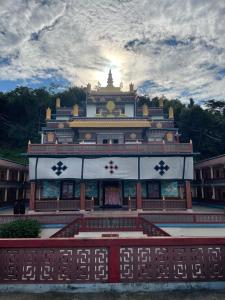 Season Home Stay