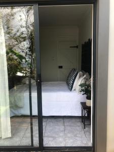 Julia’s Beach cottage