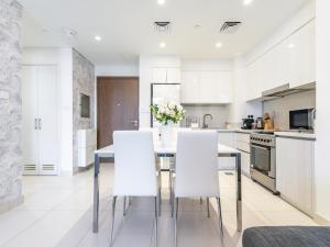 Dazzling 1BR in Park Point - Dubai Hills