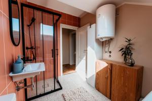 iResidence - FREE Parking