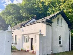 Cottage in Kilmun Argyll - 2 bedrooms sleeps 2 - Strone
