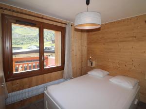 Appartement rénové pour 4 pers. avec balcon et WIFI, proche pistes - FR-1-502-406