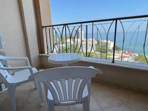 На морето плаж Кабакум, Варна, двустаен с паркомясто On the sea Kabakum beach Varna, one-bedroom apartment with parking lot