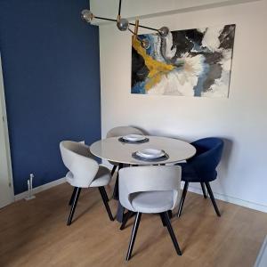 RINES Apartment