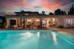 Villa Madiana -"La Perle et Le Diamant" idéale grande famille, groupe amis, salle fitness, Jardin, proche Cannes, Grasse, Antibes,