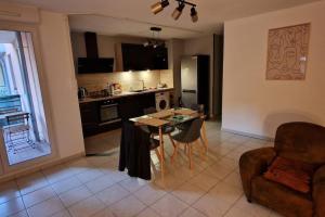 Appartements Les Capucins - Centre ville - Parking inclus : photos des chambres