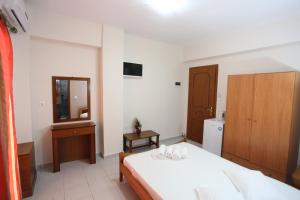 Hotel Alexandros