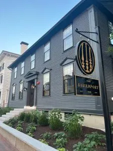 The Davenport Inn - New Castle