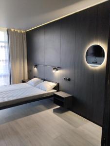 Номер-студіо "Міні Феофанія" Заболотного 148, Кришталеві Джерела, лікарня, пораненим воїнам -10"