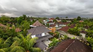 Putri Salju Villa by EVDEkimi - Scenic terrace in the Artistic heart of Ubud - New Years Offer