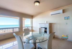 Steps to the BEACH Las Palmas Condo # 1